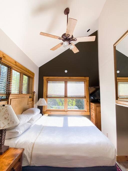 2 Bedroom Condominium - Luxury Skiin And Out Telluride Exterior photo