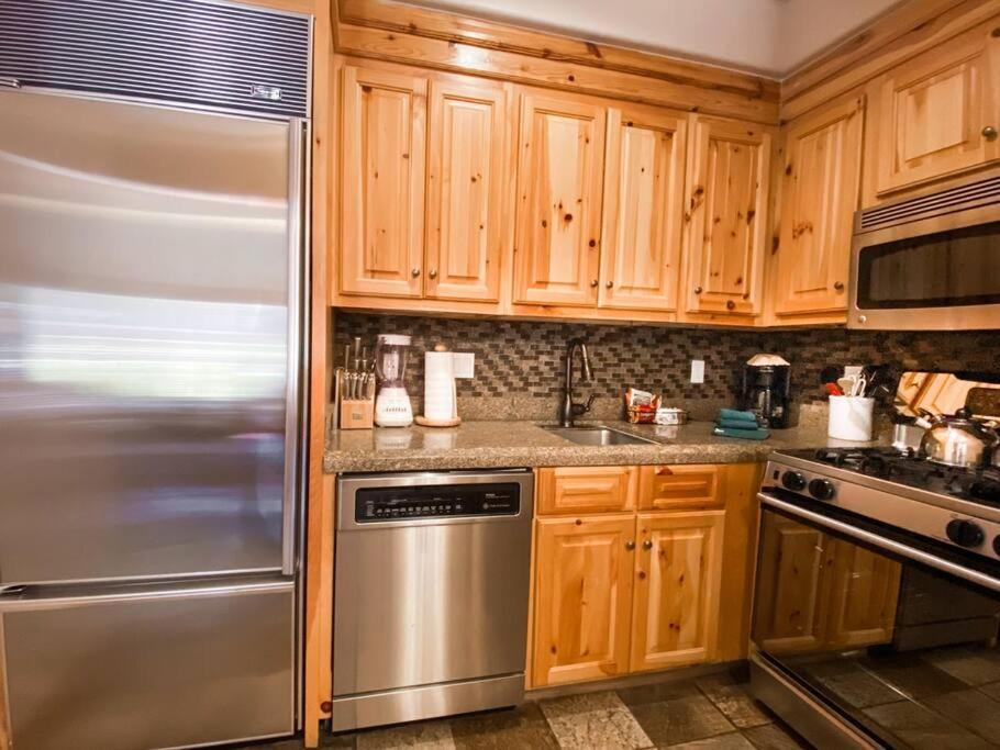2 Bedroom Condominium - Luxury Skiin And Out Telluride Exterior photo